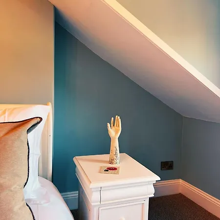 Penthouse 333a * Middlesbrough